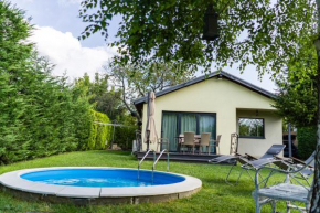 Отель Cherry Tree Cottage  Золотые Пески